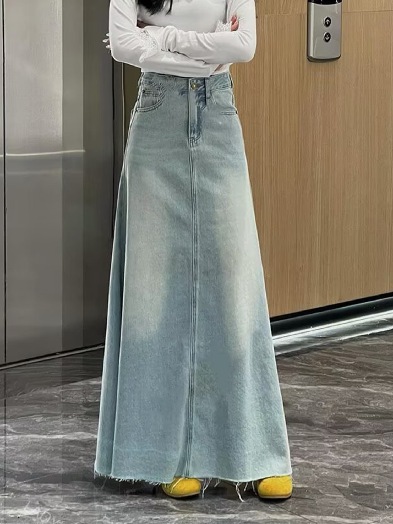 Denim Shorts Women - レディース ハイウエスト プリーツ デニム スコート 内蔵ショーツ付き