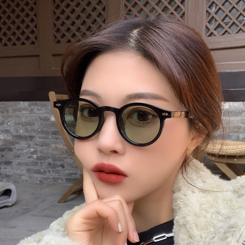Women'S Fashion Reading Glasses - 新しい小さな丸いサングラス男性女性ヴィンテージファッションブランドデザイナーメガネ太陽ヴィンテージドライビングアイウェア