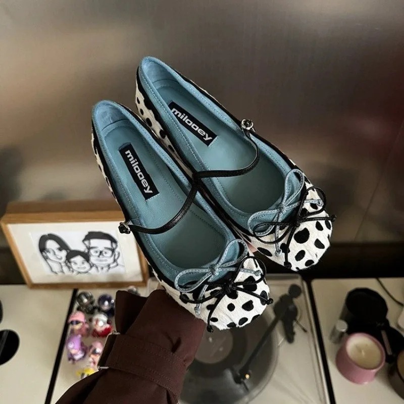 Women Fashion Store - 2026年フランス製フラットボトムラウンドトゥバレエシューズ、ファッショナブルなワンピースベルト付きジェーンシューズ、女性向け多用途シューズ