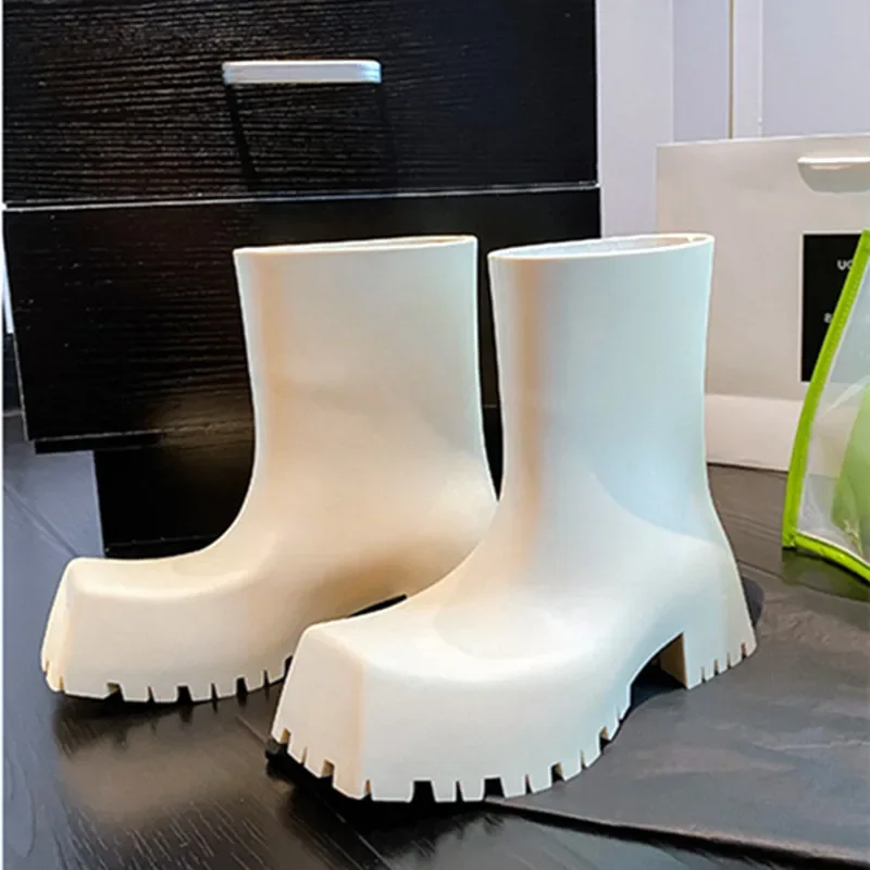 Women'S Fashion Rain Boots - 高品質ソフトレザー PU アンクルブーツ女性ファッション防水ノンスリップ分厚いプラットフォームブーツデザイナーレインブーツボタスムジェ