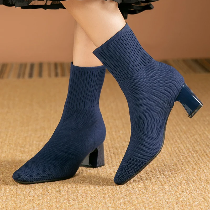 Women'S Fashion Socks - 秋のファッション快適な暖かいブーツ、靴下に合わせやすい高級デザイナーシューズ、女性用2025年新作ニットラバーソールブーツ、レディースブーツ