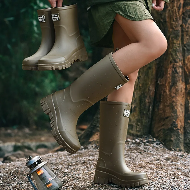ファッショナブルなレインブーツ女性用厚底多用途韓国語バージョ - Women'S Fashion Rain Boots のレビューと価格