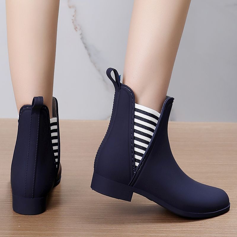 新しいストライプレインブーツ女性のための春ローヒール防水靴レ - Women'S Fashion Rain Boots のレビューと価格