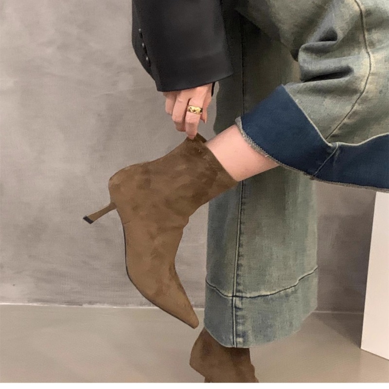 女性のスエードストレッチアンクルブーツポインテッドトゥ薄いス - Women'S Fashion Socks のレビューと価格