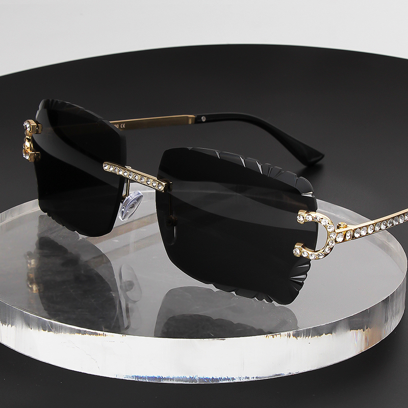 ファッションリムレススクエアサングラスヴィンテージダイヤモン - Women'S Fashion Reading Glasses のレビューと価格