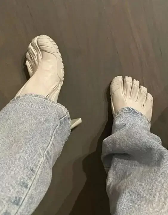 五本指トゥファッションノベルティレディースブーツ ブラック/ - Women'S Fashion Socks のレビューと価格