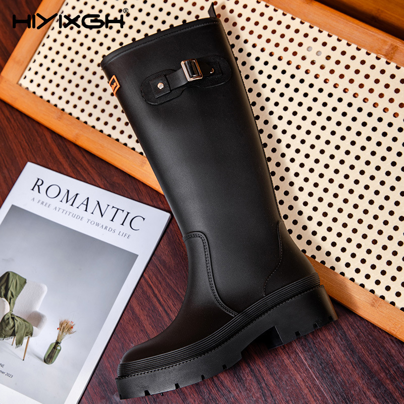 レディースハイカット防水レインブーツ、滑り止め耐摩耗性ラバー - Women'S Fashion Rain Boots のレビューと価格