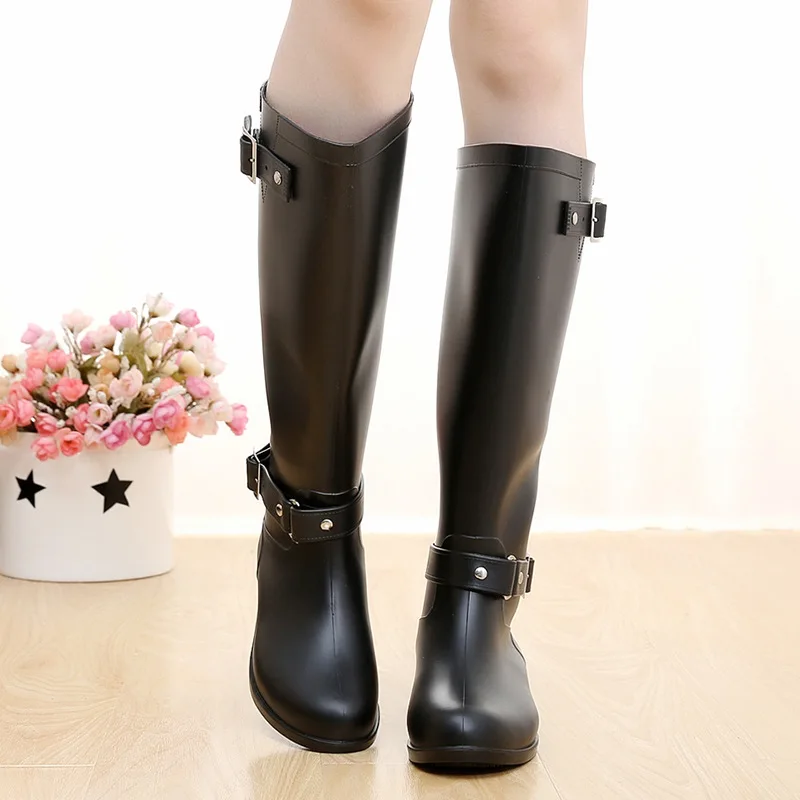 女性用ゴム長靴防水作業ファッションバックジッパーラウンドトゥ - Women'S Fashion Rain Boots のレビューと価格