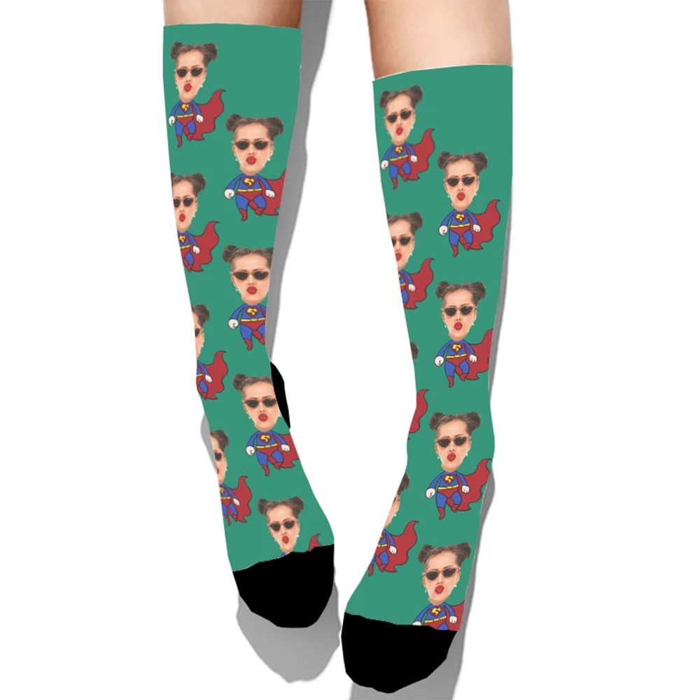 顔のデザインがカスタムできるプライベートカスタム漫画ソックス - Women'S Fashion Socks のレビューと価格